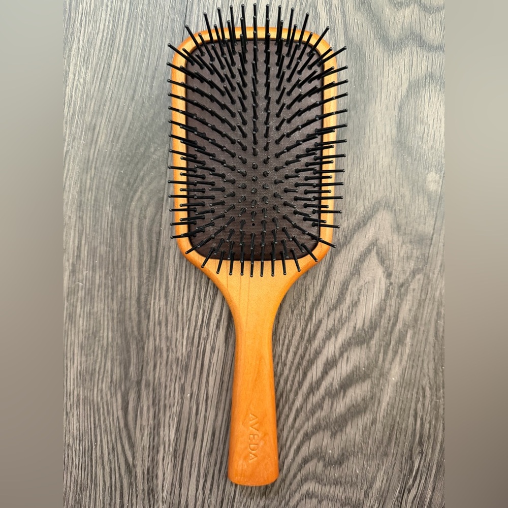 AVEDA WOODEN PADDLE BRUSH